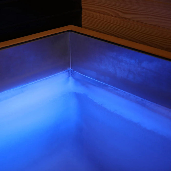 Revive Luxury Plunge